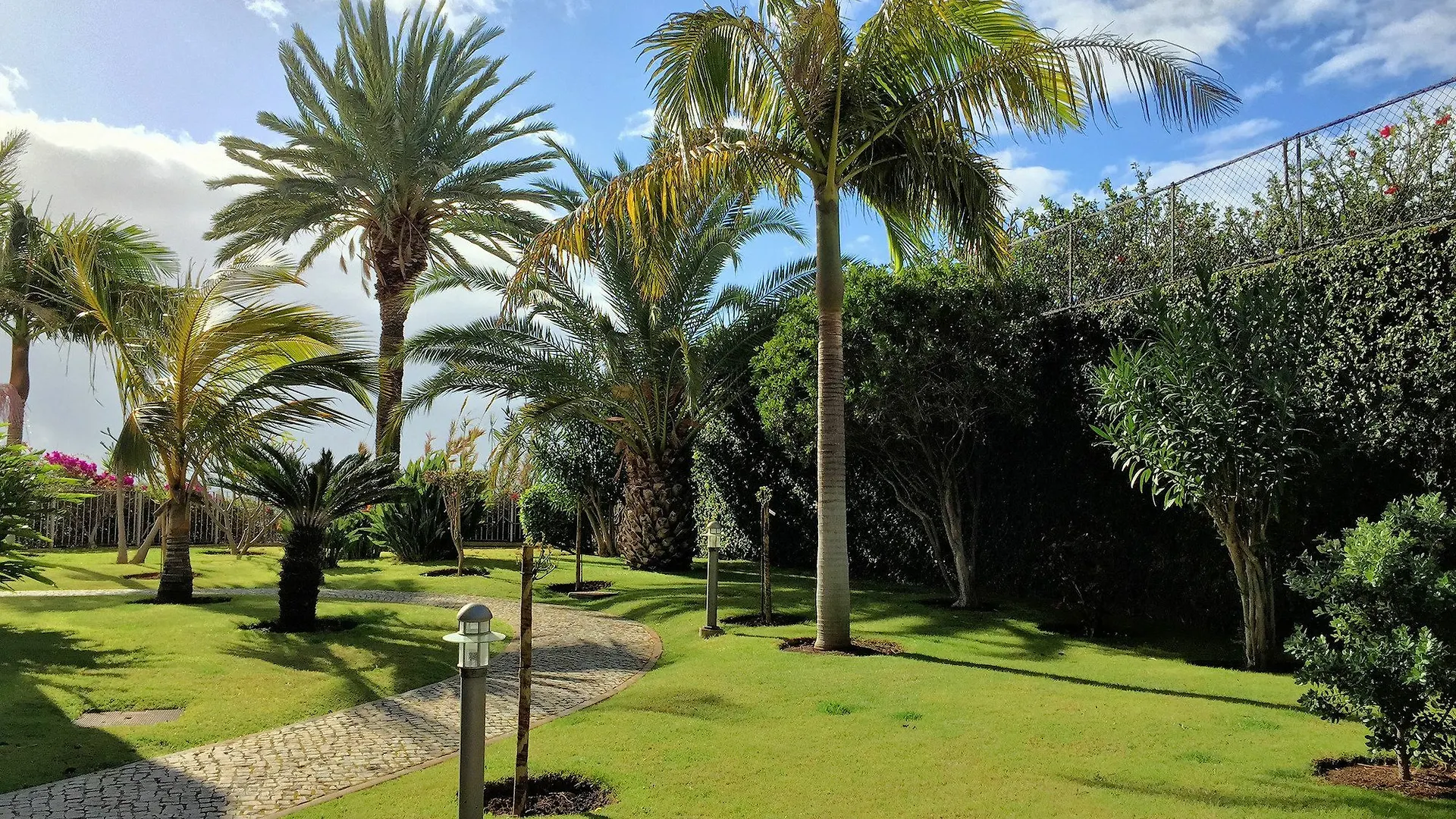 Finest Rentals - Beachfront Penthouse Funchal  Apartament Funchal (Madeira)